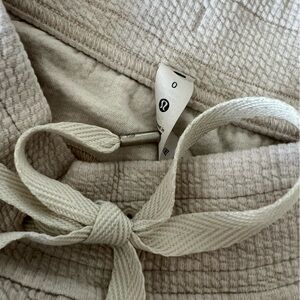 Lululemon ribbed joggers -tan- like new!